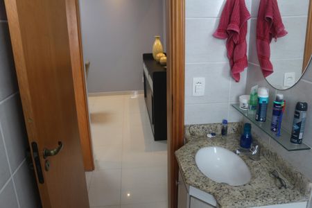 Apartamento à venda com 120m², 3 quartos e 2 vagasBanheiro