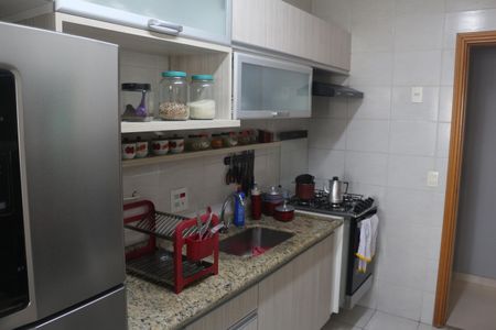 Apartamento à venda com 120m², 3 quartos e 2 vagasCozinha