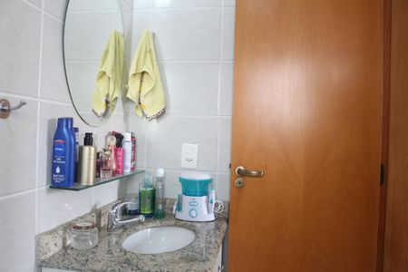 Apartamento à venda com 120m², 3 quartos e 2 vagasBanheiro da Suíte