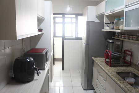 Apartamento à venda com 120m², 3 quartos e 2 vagasCozinha