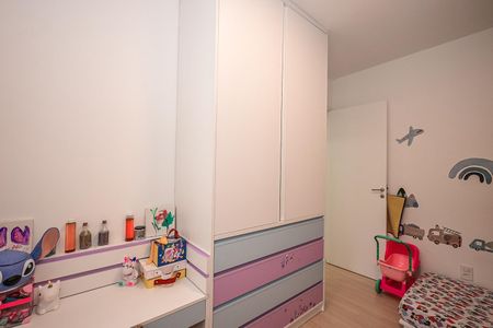 Apartamento à venda com 97m², 3 quartos e 2 vagasQuarto 2