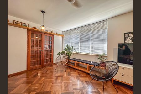 Apartamento para alugar com 3 quartos, 100m² em Laranjeiras, Rio de Janeiro