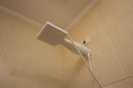 Casa de condomínio à venda com 113m², 2 quartos e 1 vagaBanheiro 