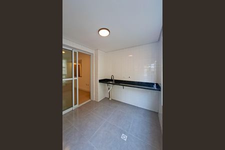 Apartamento para alugar com 84m², 2 quartos e 1 vagaSacada 