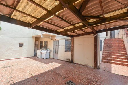 Casa à venda com 250m², 4 quartos e 1 vagaQuintal