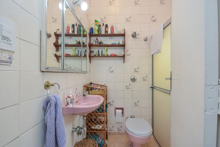 Casa à venda com 250m², 4 quartos e 1 vagaBanheiro da Suíte