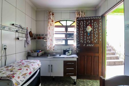Casa à venda com 60m², 4 quartos e sem vagaCasa 1 - Cozinha