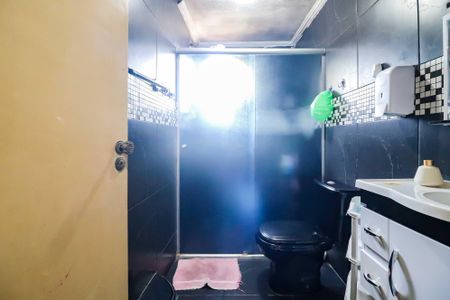 Casa à venda com 60m², 4 quartos e sem vagaCasa 1 - Banheiro