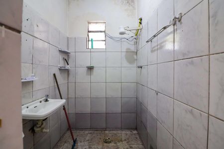 Casa à venda com 60m², 4 quartos e sem vagaCasa 3 - Banheiro 