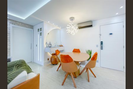 Apartamento à venda com 84m², 2 quartos e 2 vagasSala