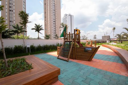 Apartamento à venda com 84m², 2 quartos e 2 vagasÁrea comum - Playground