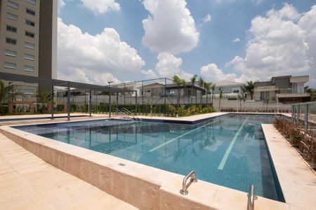 Apartamento à venda com 84m², 2 quartos e 2 vagasÁrea comum - Piscina