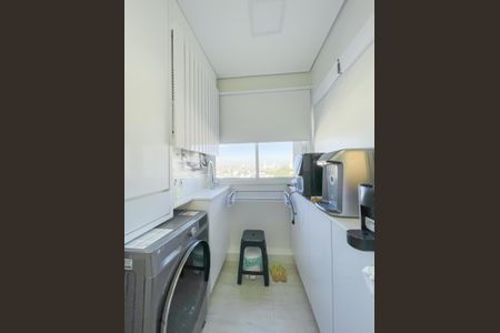 Apartamento à venda com 84m², 2 quartos e 2 vagasCozinha e Área de Serviço