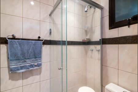 Apartamento à venda com 80m², 2 quartos e 2 vagasBanheiro da Suíte