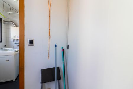 Apartamento à venda com 80m², 2 quartos e 2 vagasQuarto de Serviço