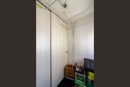 Apartamento à venda com 80m², 2 quartos e 2 vagasQuarto de Serviço