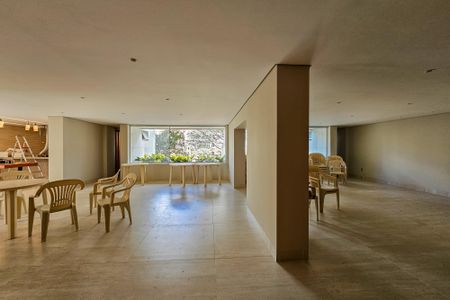 Apartamento para alugar com 100m², 3 quartos e 2 vagasÁrea comum - Salão de festas