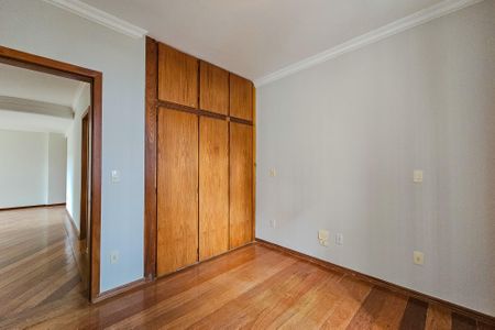 Quarto 1 de apartamento para alugar com 3 quartos, 100m² em Lourdes, Belo Horizonte