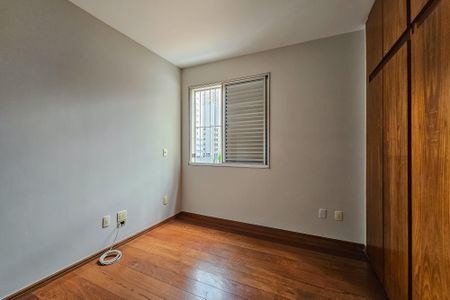 Apartamento para alugar com 100m², 3 quartos e 2 vagasQuarto 2