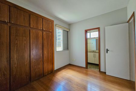 Apartamento para alugar com 100m², 3 quartos e 2 vagasQuarto 3 - Suíte