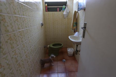 Casa à venda com 125m², 2 quartos e 2 vagasLavabo