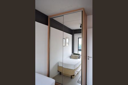 Apartamento para alugar com 79m², 2 quartos e 1 vagaQuarto