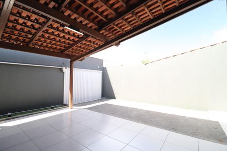 Casa para alugar com 220m², 3 quartos e 4 vagasVaranda da Sala
