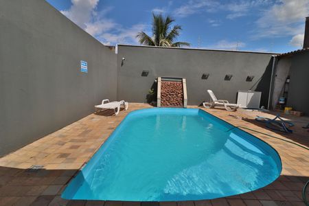 Casa para alugar com 220m², 3 quartos e 4 vagasPiscina