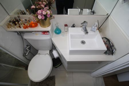 Apartamento à venda com 97m², 2 quartos e 2 vagasQuarto 3 - Banheiro