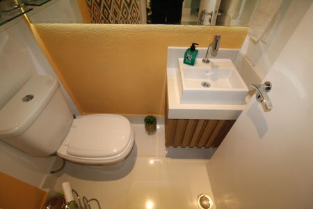 Apartamento à venda com 97m², 2 quartos e 2 vagasLavabo