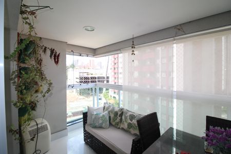 Apartamento à venda com 97m², 2 quartos e 2 vagasSala - Varanda