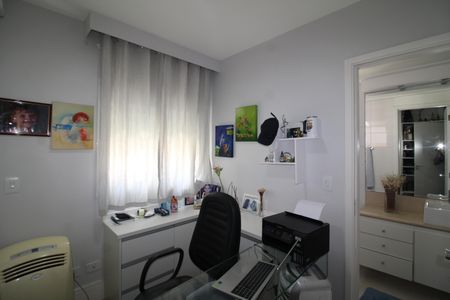Apartamento à venda com 97m², 2 quartos e 2 vagasQuarto 2