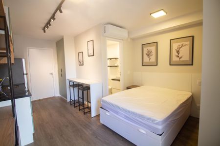 Studio de kitnet/studio para alugar com 1 quarto, 29m² em Jardim das Acacias, São Paulo