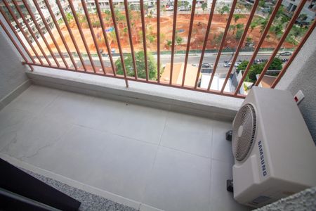 Varanda Studio de kitnet/studio para alugar com 1 quarto, 29m² em Jardim das Acacias, São Paulo