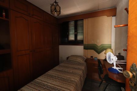 Casa à venda com 100m², 5 quartos e 11 vagasQuarto 2