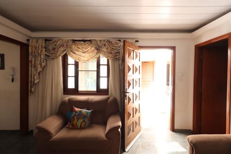 Casa à venda com 100m², 5 quartos e 11 vagasSala