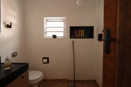 Casa à venda com 100m², 5 quartos e 11 vagasBanheiro