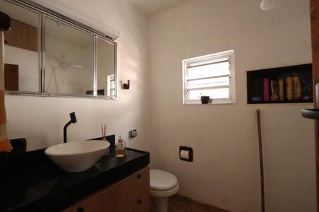 Casa à venda com 100m², 5 quartos e 11 vagasBanheiro