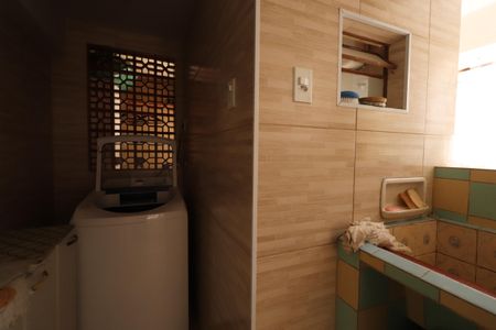 Casa à venda com 100m², 5 quartos e 11 vagasÁrea de Serviço