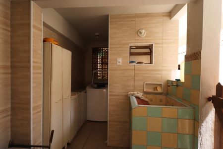 Casa à venda com 100m², 5 quartos e 11 vagasÁrea de Serviço