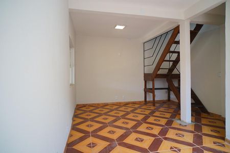 Sala de casa para alugar com 3 quartos, 150m² em Humaitá, Porto Alegre