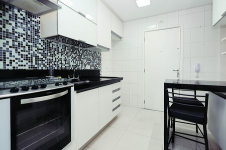 Apartamento para alugar com 89m², 2 quartos e 1 vaga Apartamento para alugar com 89m², 2 quartos e 1 vagaCozinha