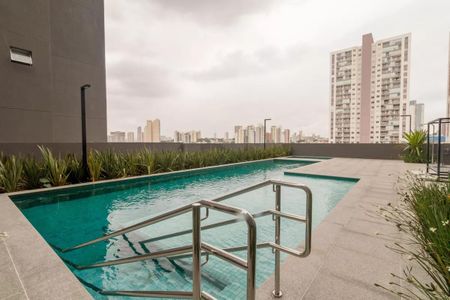 Apartamento para alugar com 36m², 2 quartos e sem vagaÁrea comum - Piscina