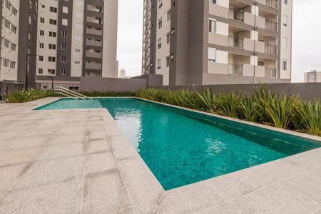 Apartamento para alugar com 36m², 2 quartos e sem vagaÁrea comum - Piscina