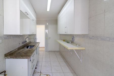 Apartamento à venda com 68m², 2 quartos e 1 vagaCozinha