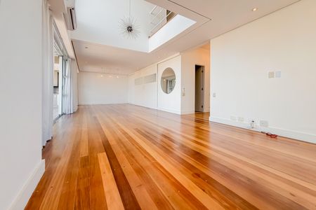 Apartamento à venda com 300m², 4 quartos e 4 vagasSala