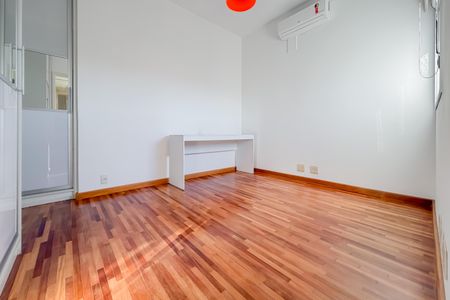 Apartamento à venda com 300m², 4 quartos e 4 vagasSuíte 2