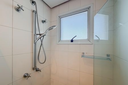 Apartamento à venda com 300m², 4 quartos e 4 vagasBanheiro da Suíte 1