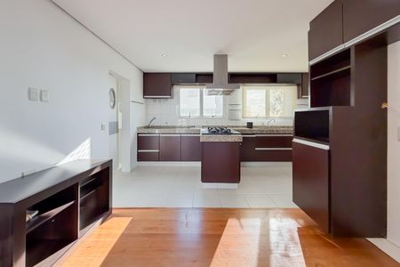 Apartamento à venda com 300m², 4 quartos e 4 vagasCozinha