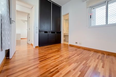Apartamento à venda com 300m², 4 quartos e 4 vagasSuíte 1